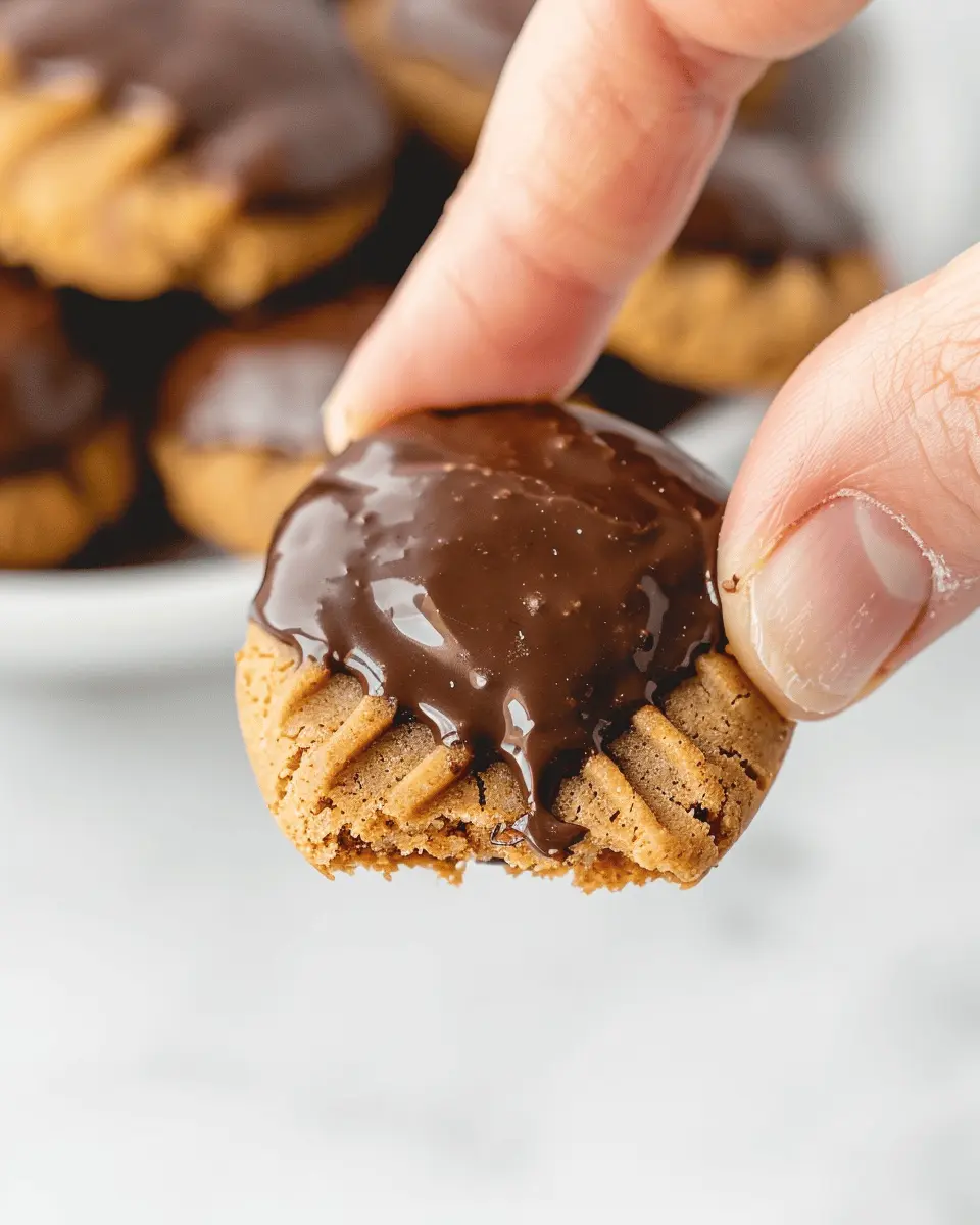 Keto Chocolate Dipped Peanut Butter Cookies: Easy Low-Carb Indulgence
