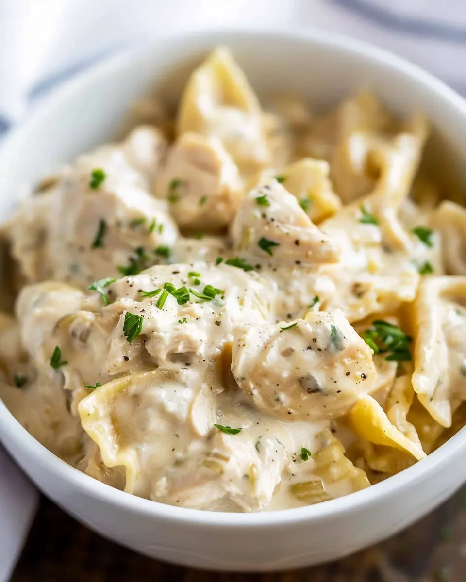 Creamy Ranch Slow Cooker Chicken: Easy Family Favorite Recipe