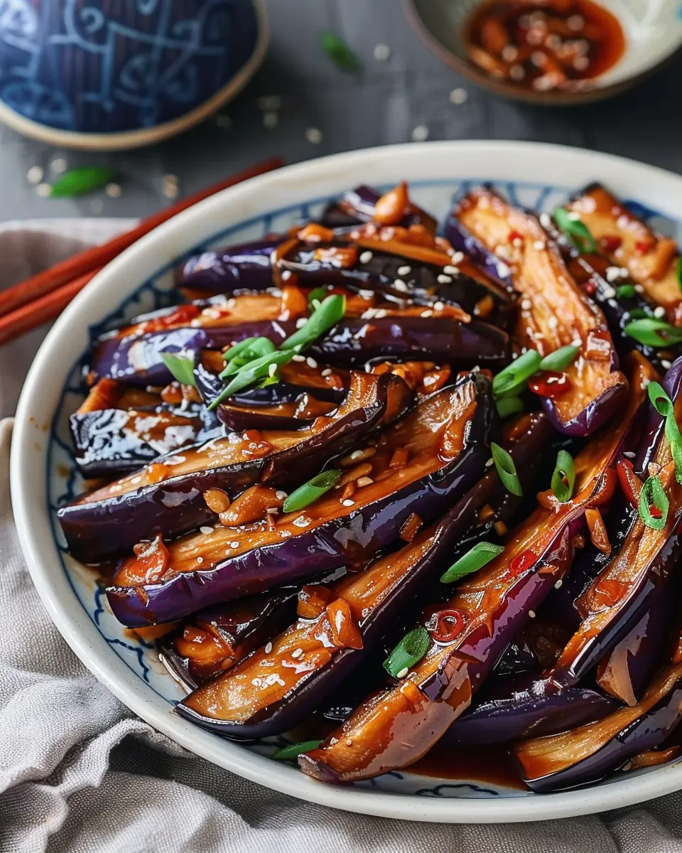 Chinese Eggplant with Garlic Sauce: Easy Recipe for Flavorful Dishes